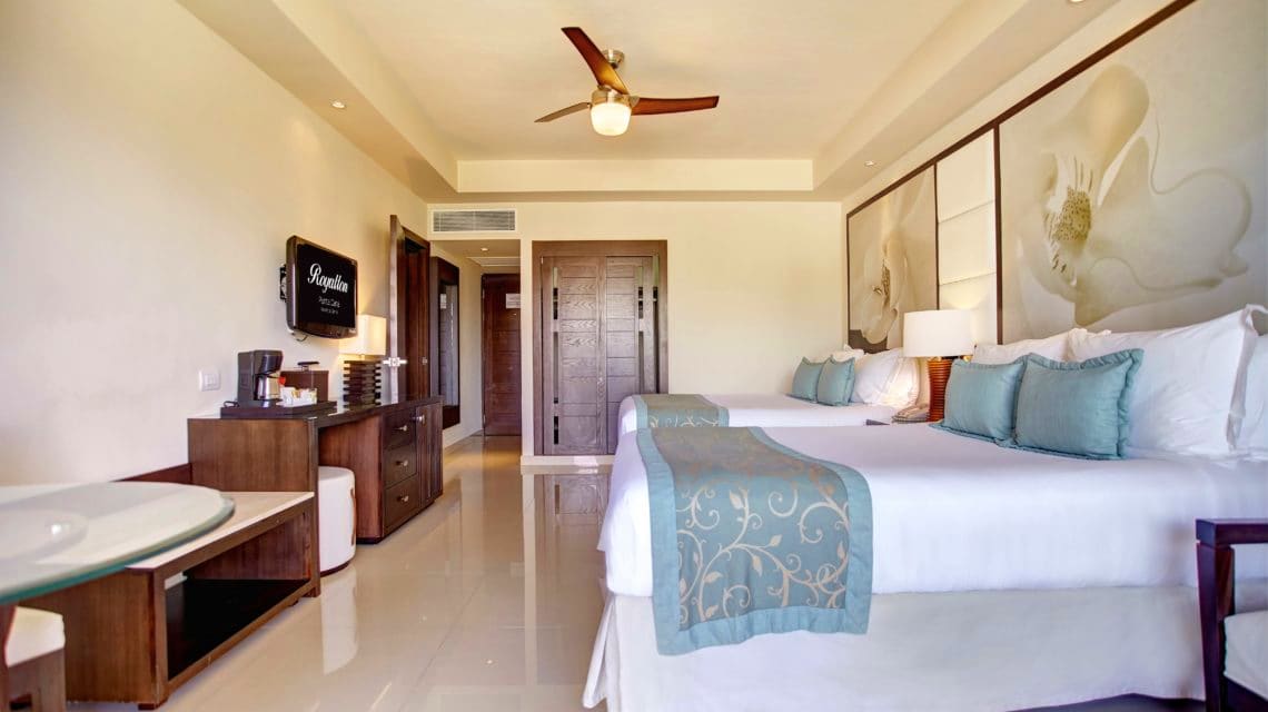 Royalton Punta Cana Resort & Casino 5* - 5