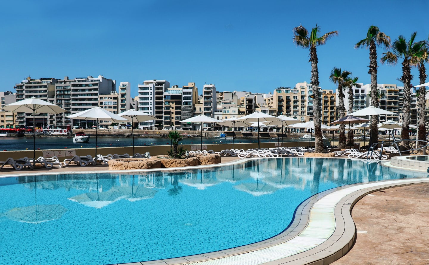 Cavalieri Art Hotel 4*