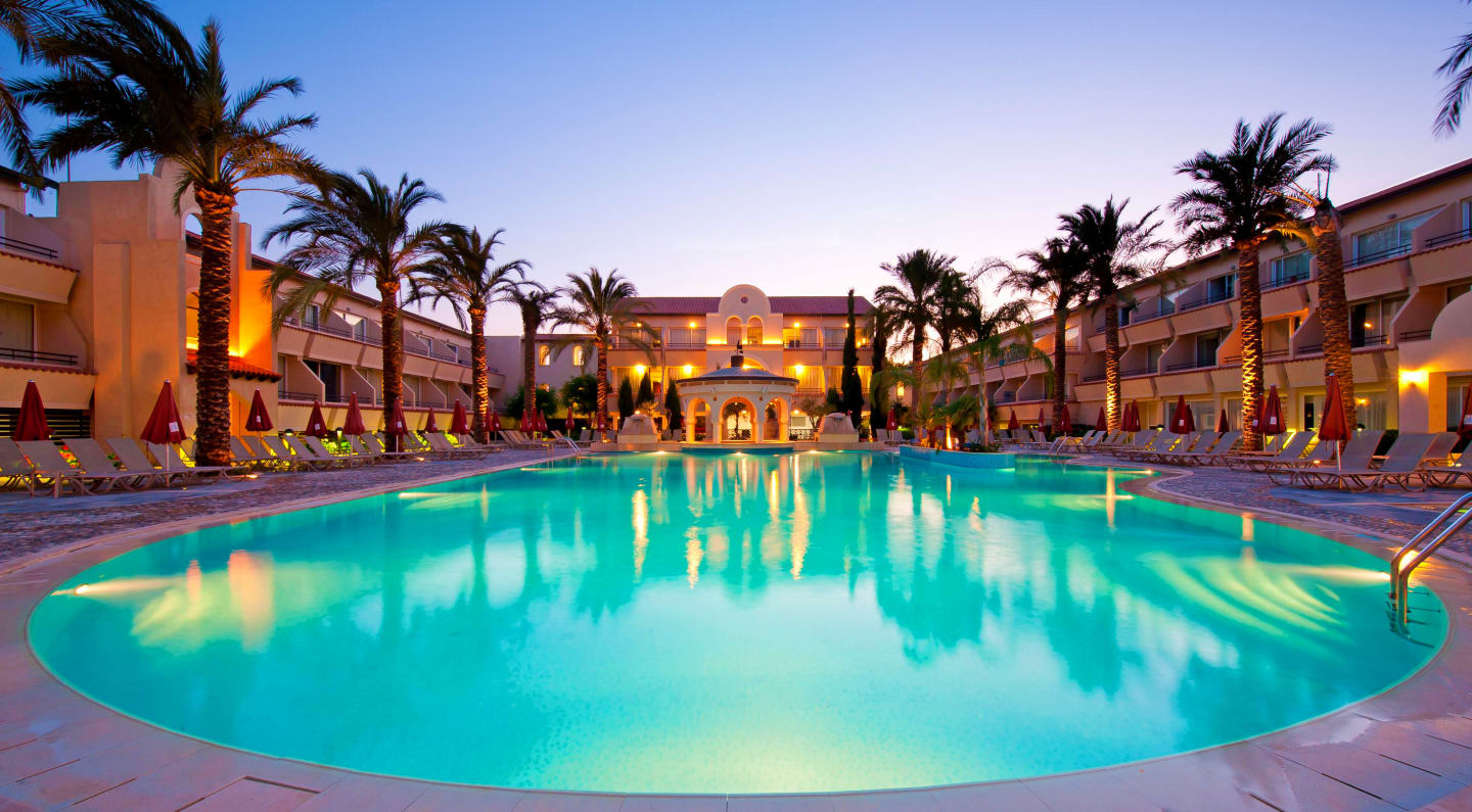 Napa Plaza Hotel - Adult Only 4*