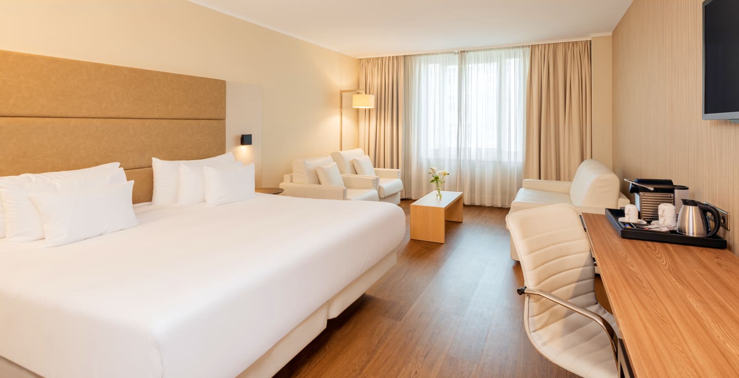 Nh Collection Berlin Mitte Am Checkpoint Charlie 4*