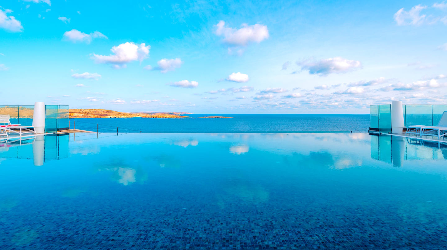 Seaview Hotel 4*