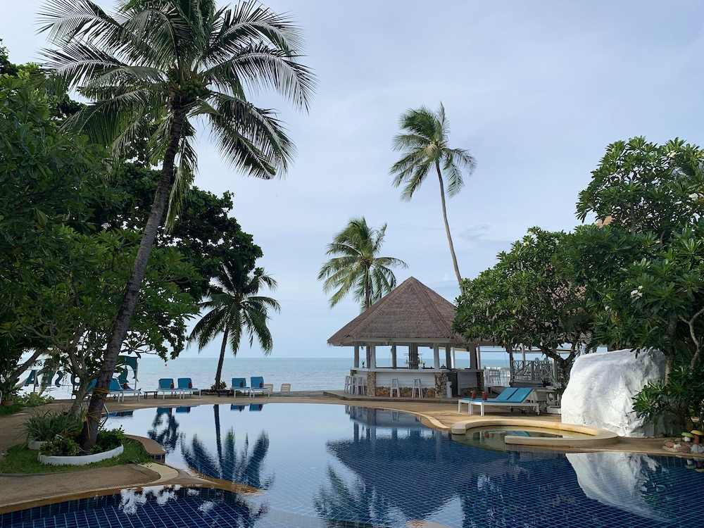 Sand Sea Beach Resort 3*