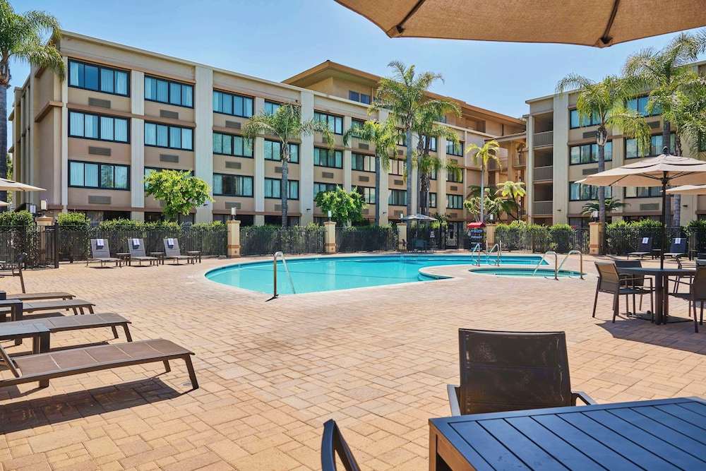 Doubletree By Hilton Buena Park 4*