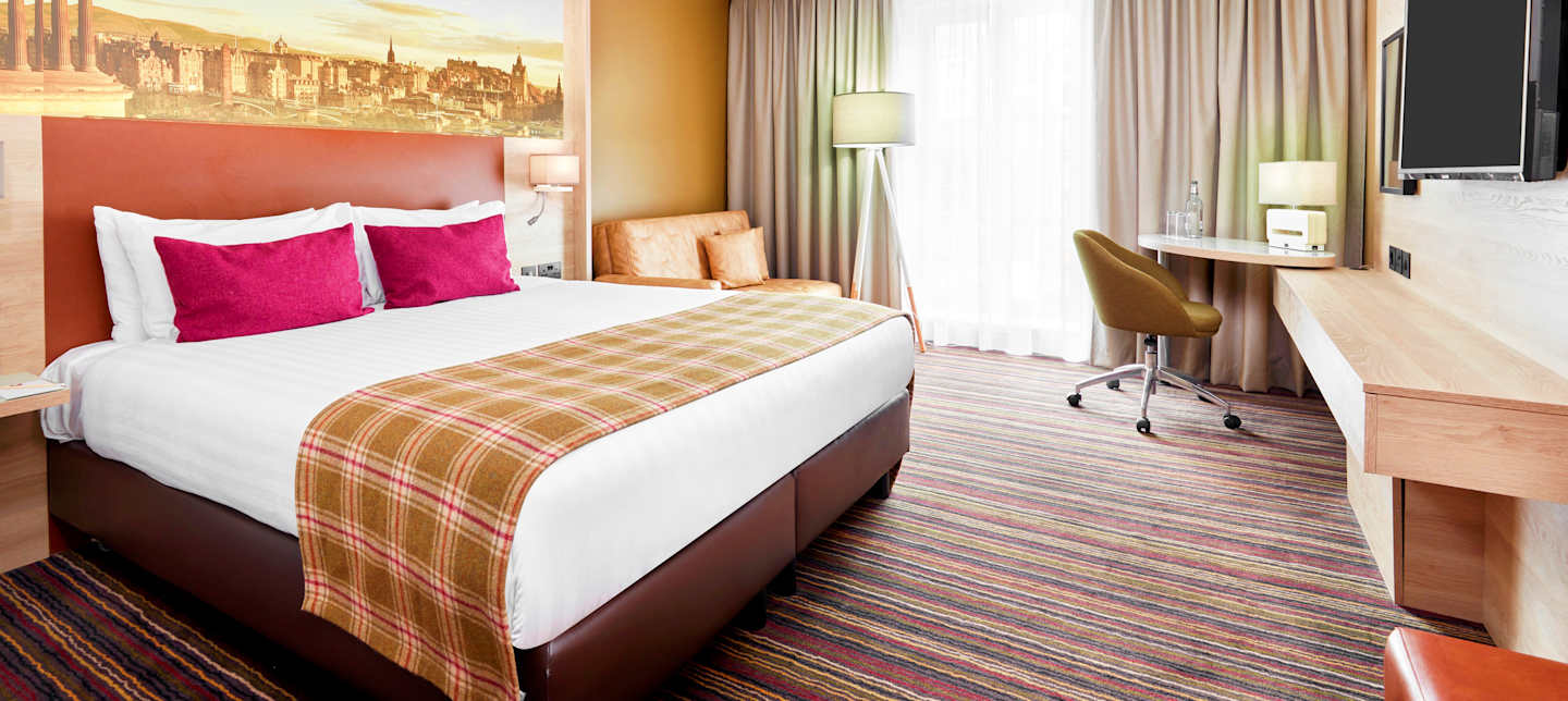 Leonardo Royal Hotel Edinburgh Haymarket 4*