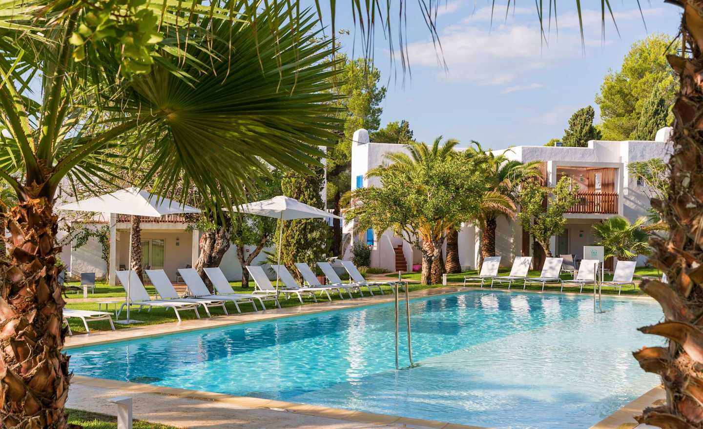 Cooee Cala Llenya Resort Ibiza 4*