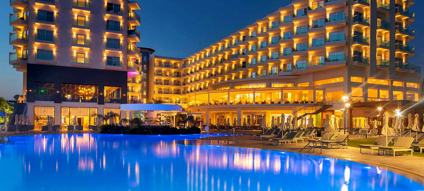 Nissiblu Beach Resort 5*