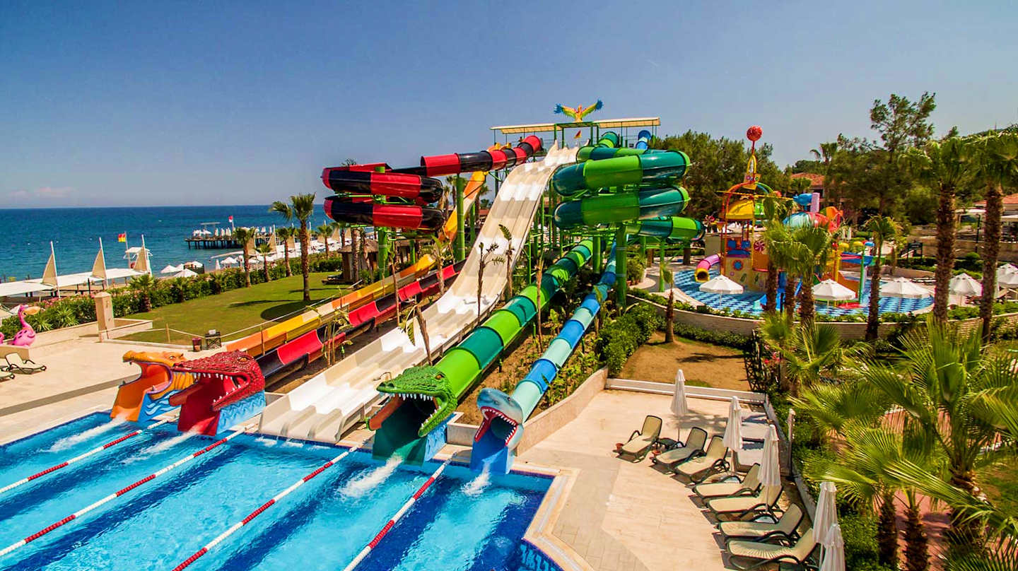 crystal flora beach resort kemer