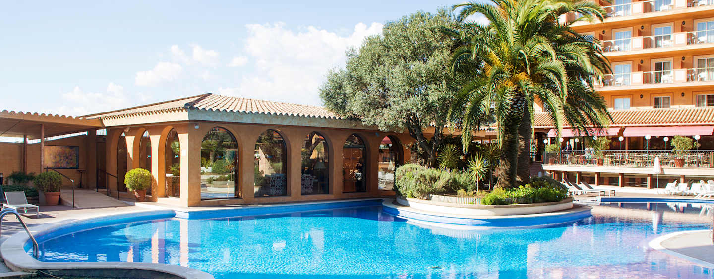 Luna Park Yoga & Spa Hotel 3*