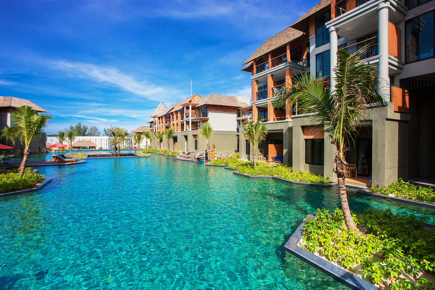 Mai Khaolak Beach Resort & Spa 4*
