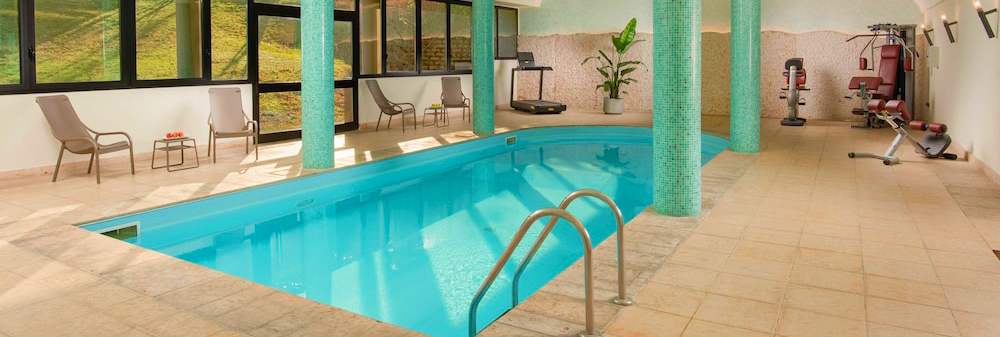 Nh Bologna Villanova 4*