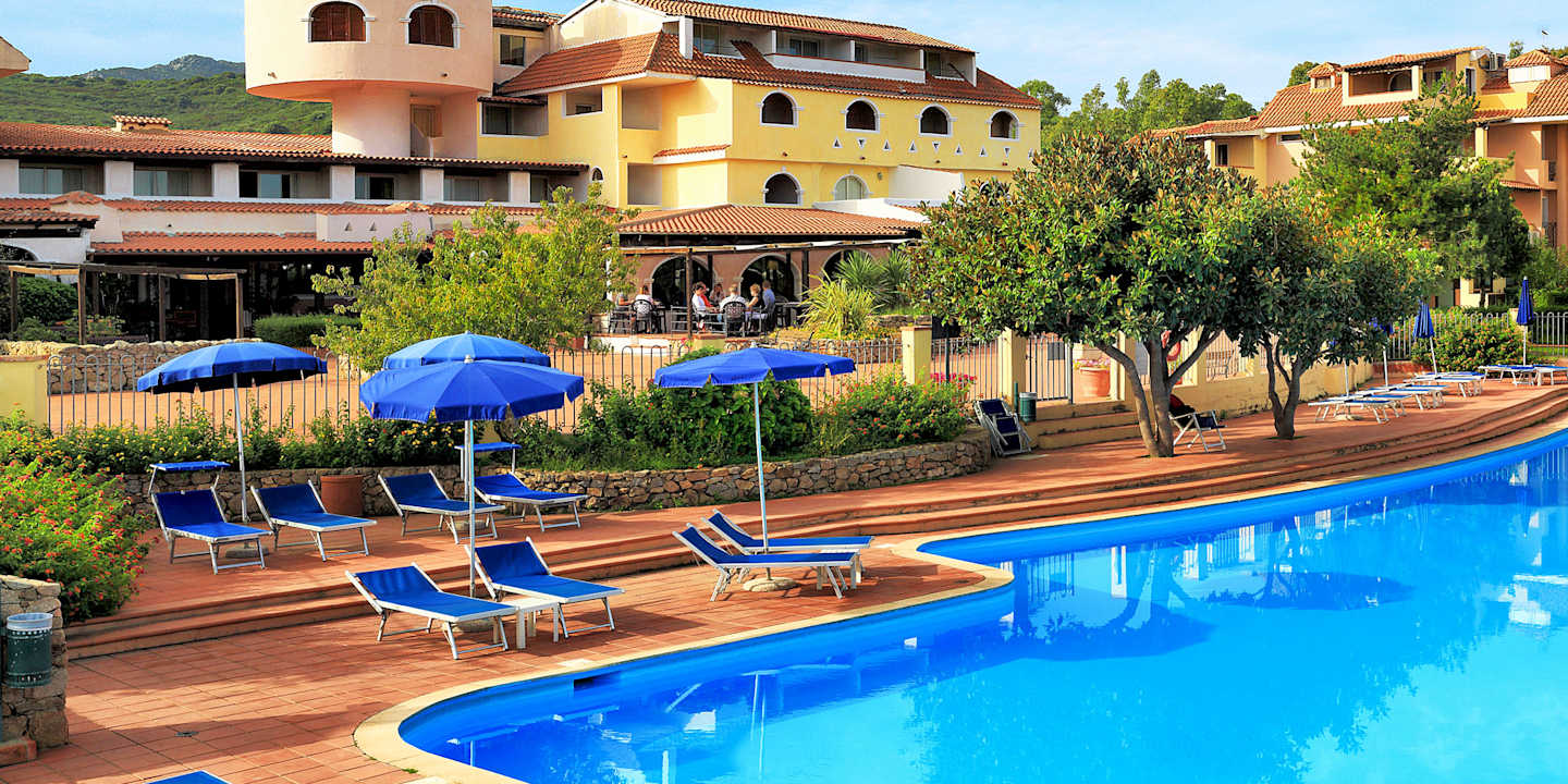 Colonna Beach Hotel Marinella 4*
