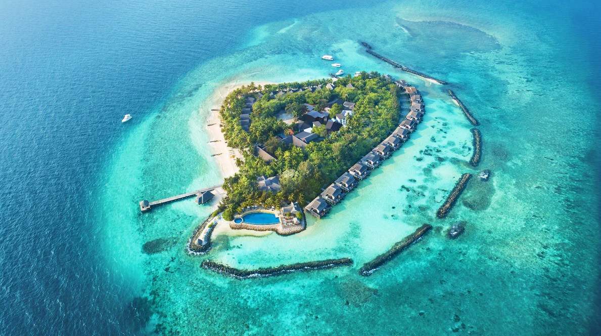 Taj Coral Reef Resort & Spa 5*
