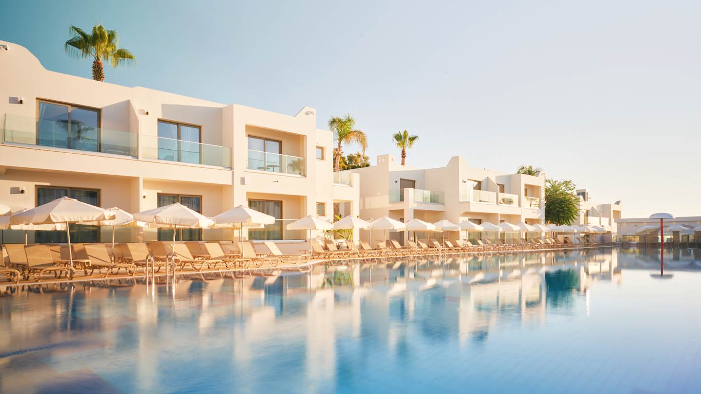 Eleni Holiday Resort 4*