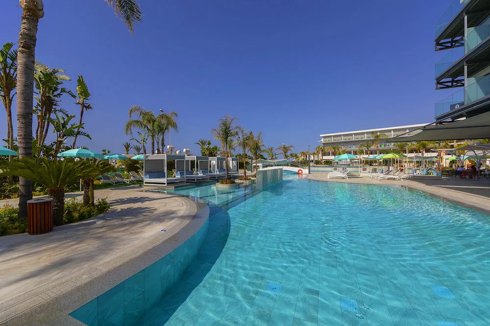 Faros Hotel 4*