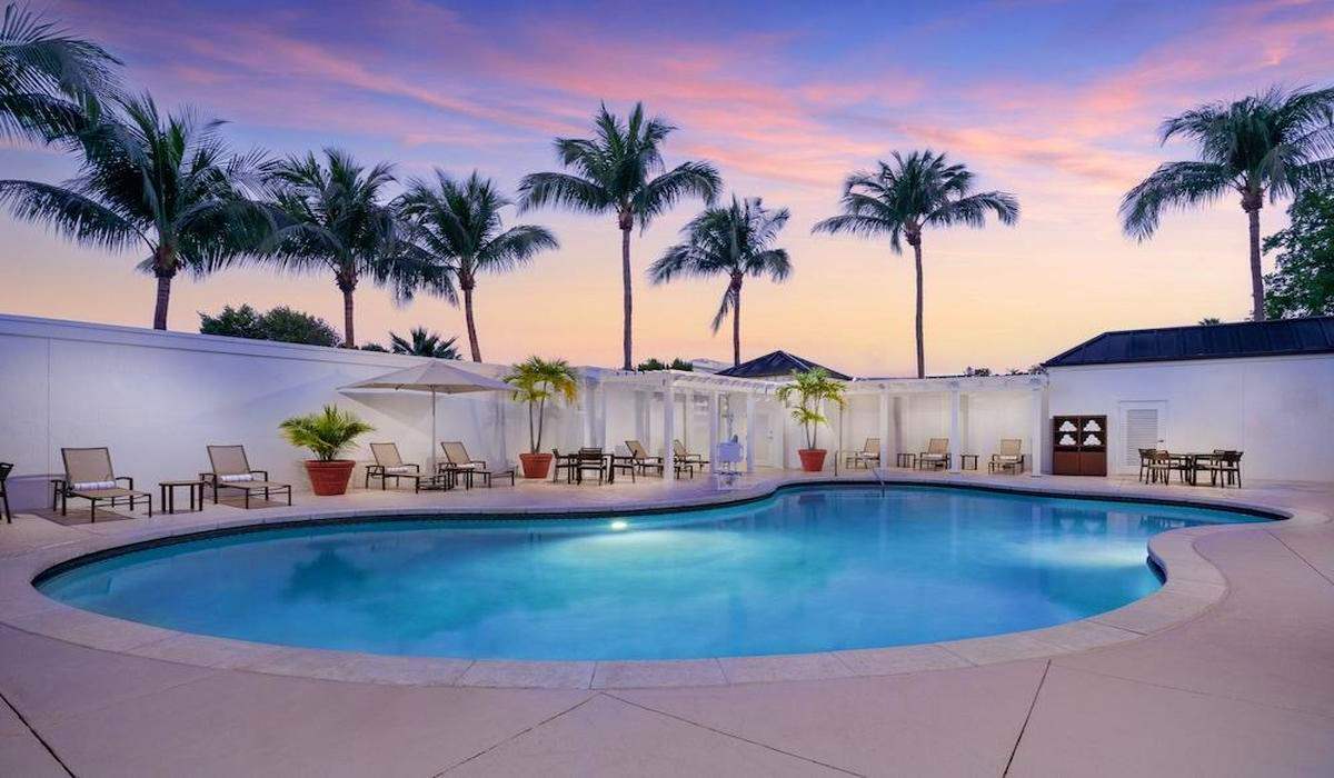 Courtyard Miami Aventura Mall 4*