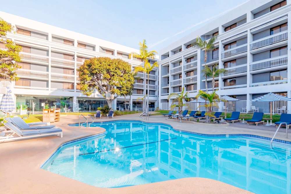 Hotel Mdr Marina Del Rey - A Doubletree By Hilton 4*