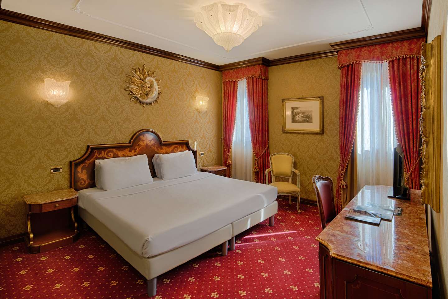Nh Venezia Santa Lucia 4*