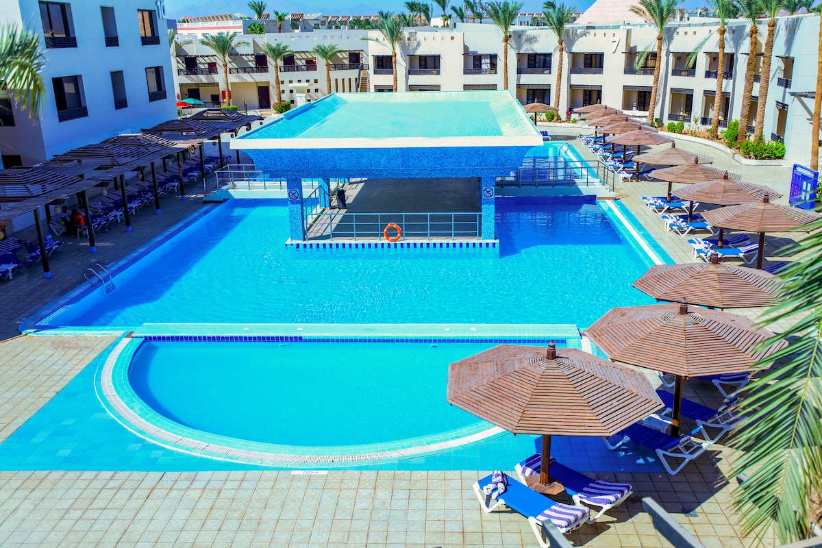 Blend Club Aqua Resort 4*