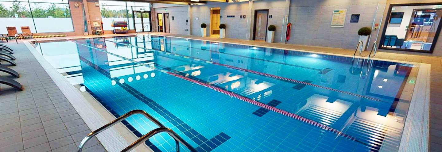Village Hotel Edinburgh 4*