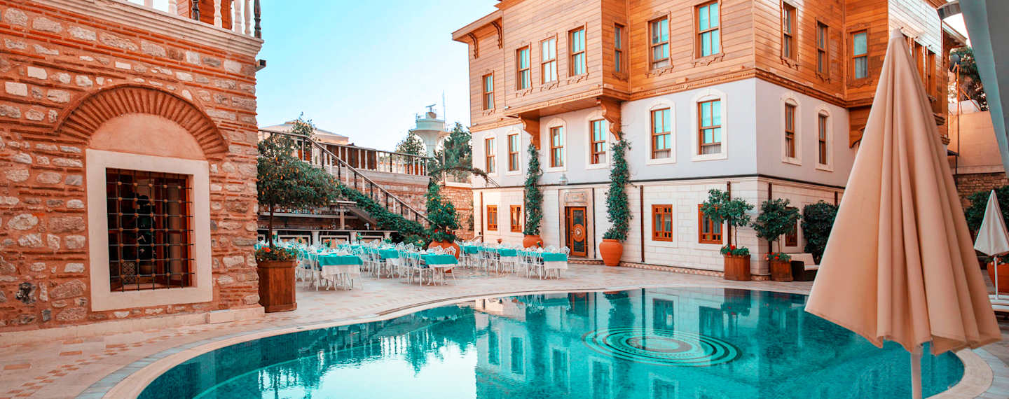 Seven Hills Palace Hotel 5*
