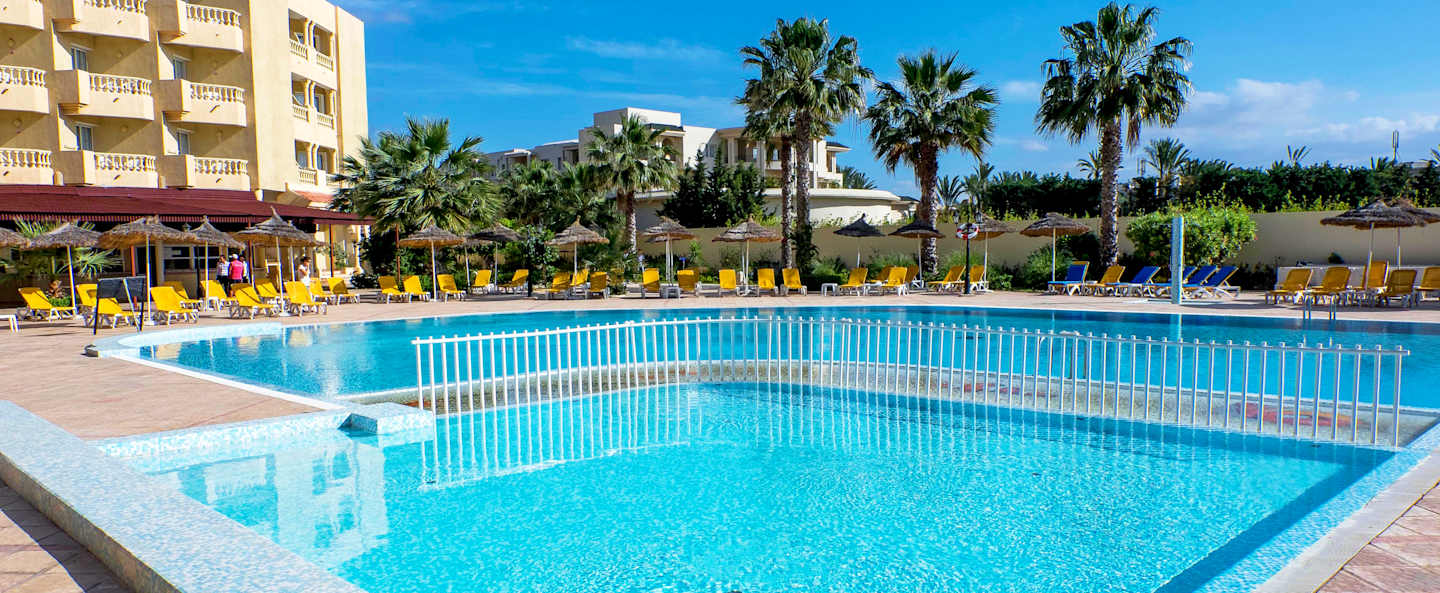 Houda Yasmine Hammamet 4*