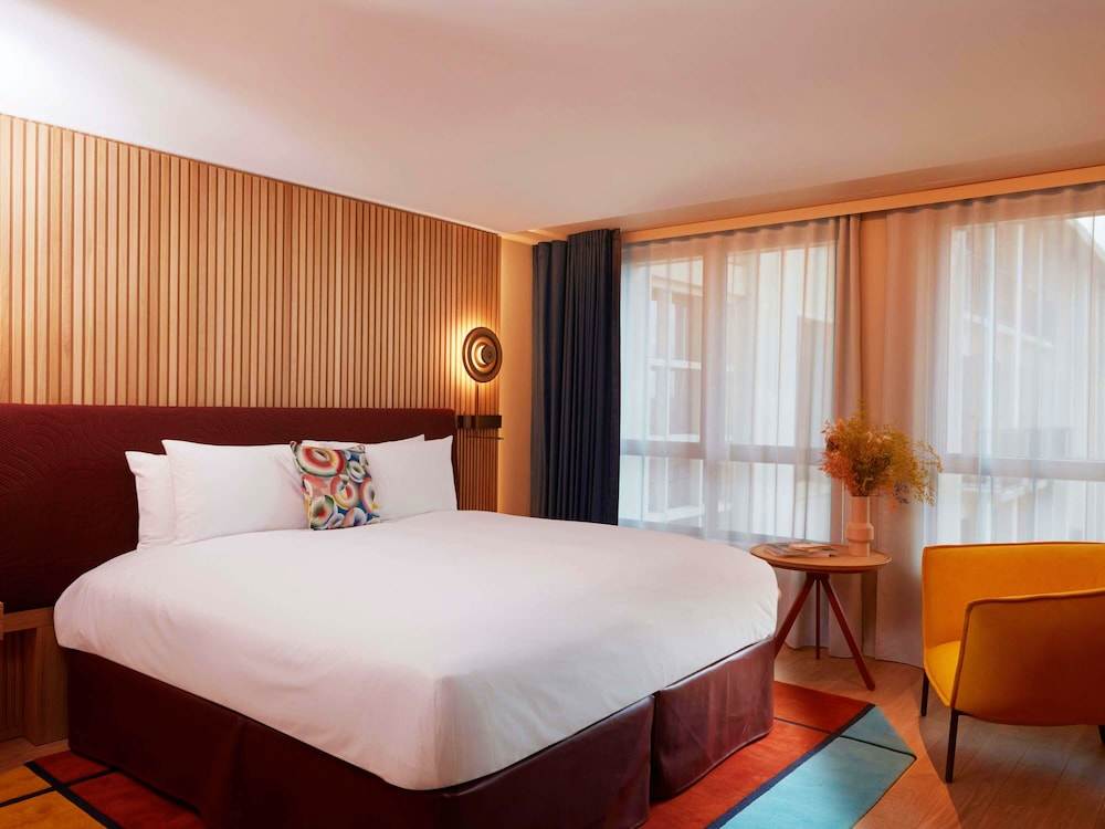 So/ Paris Hotel 5*