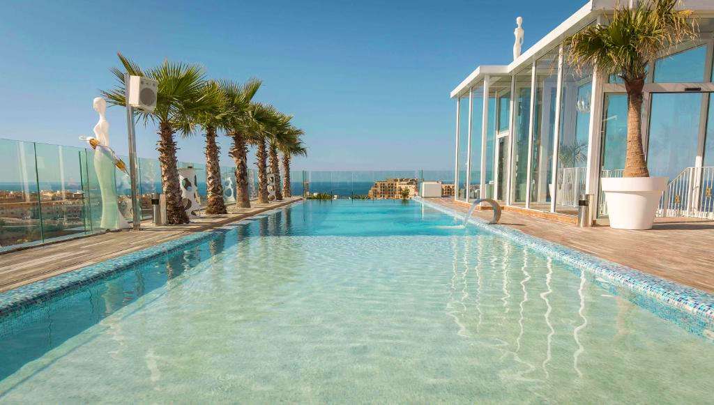 H Hotel - Adults Only 4*