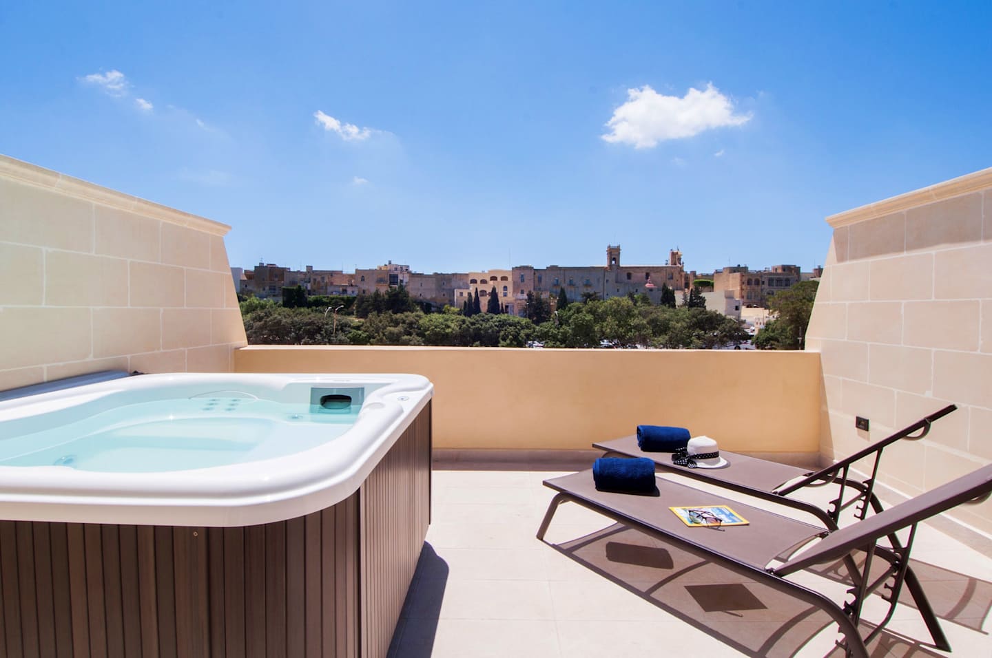The Duke Boutique Hotel 3*