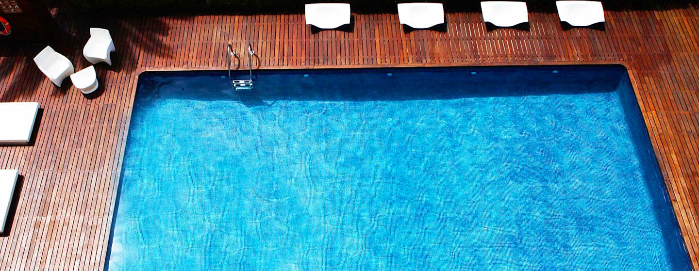 Magnolia Adults Only 4*