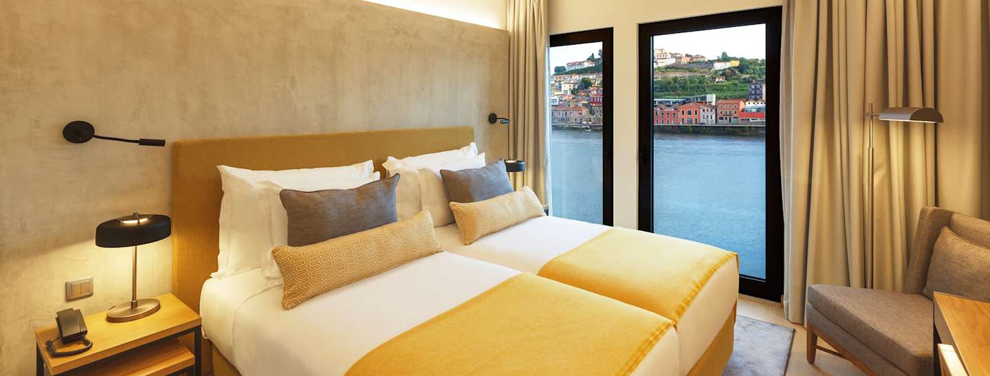 Neya Porto Hotel 4*