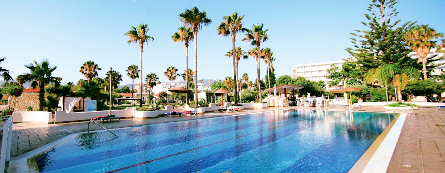 Atlantis Hotel 4*