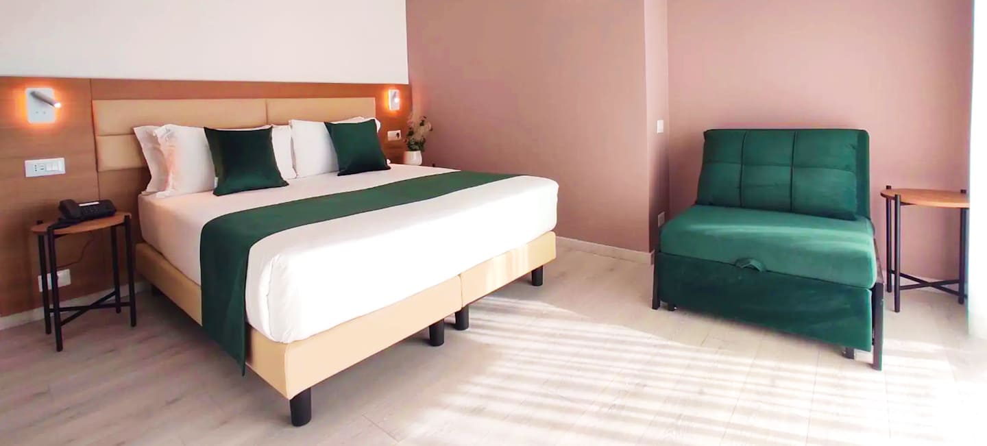 Massimi City Garden Hotel 4*