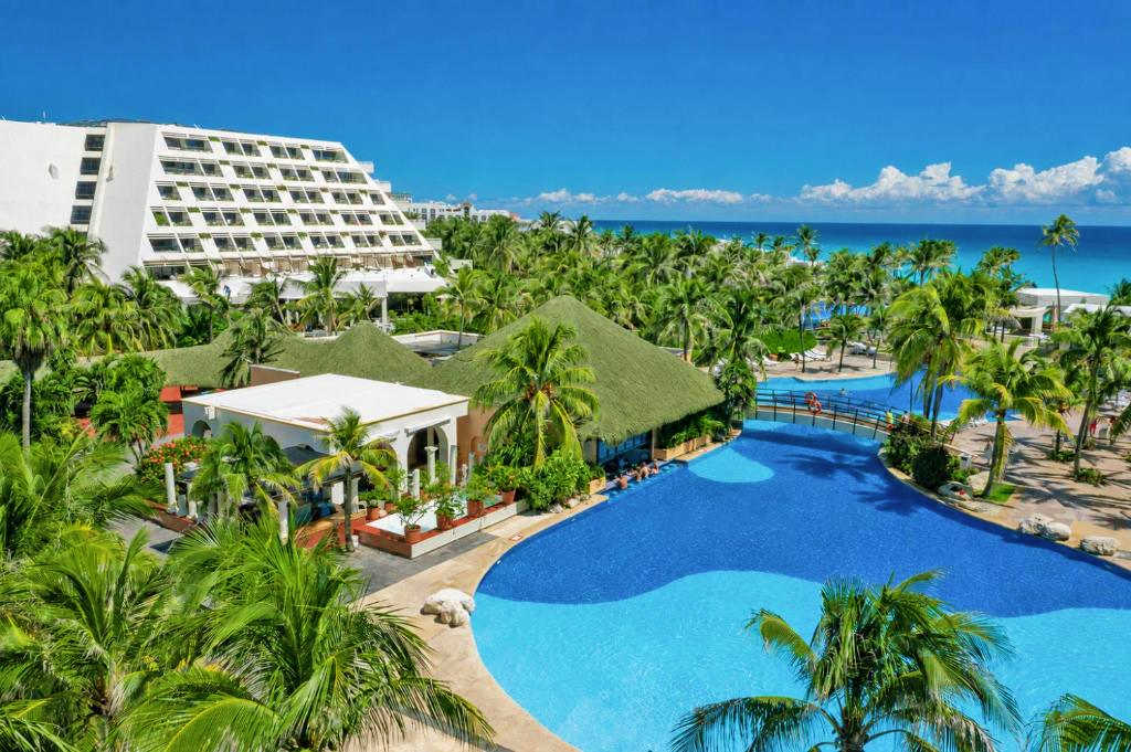 Hôtel The Pyramid Cancun by Oasis 5*