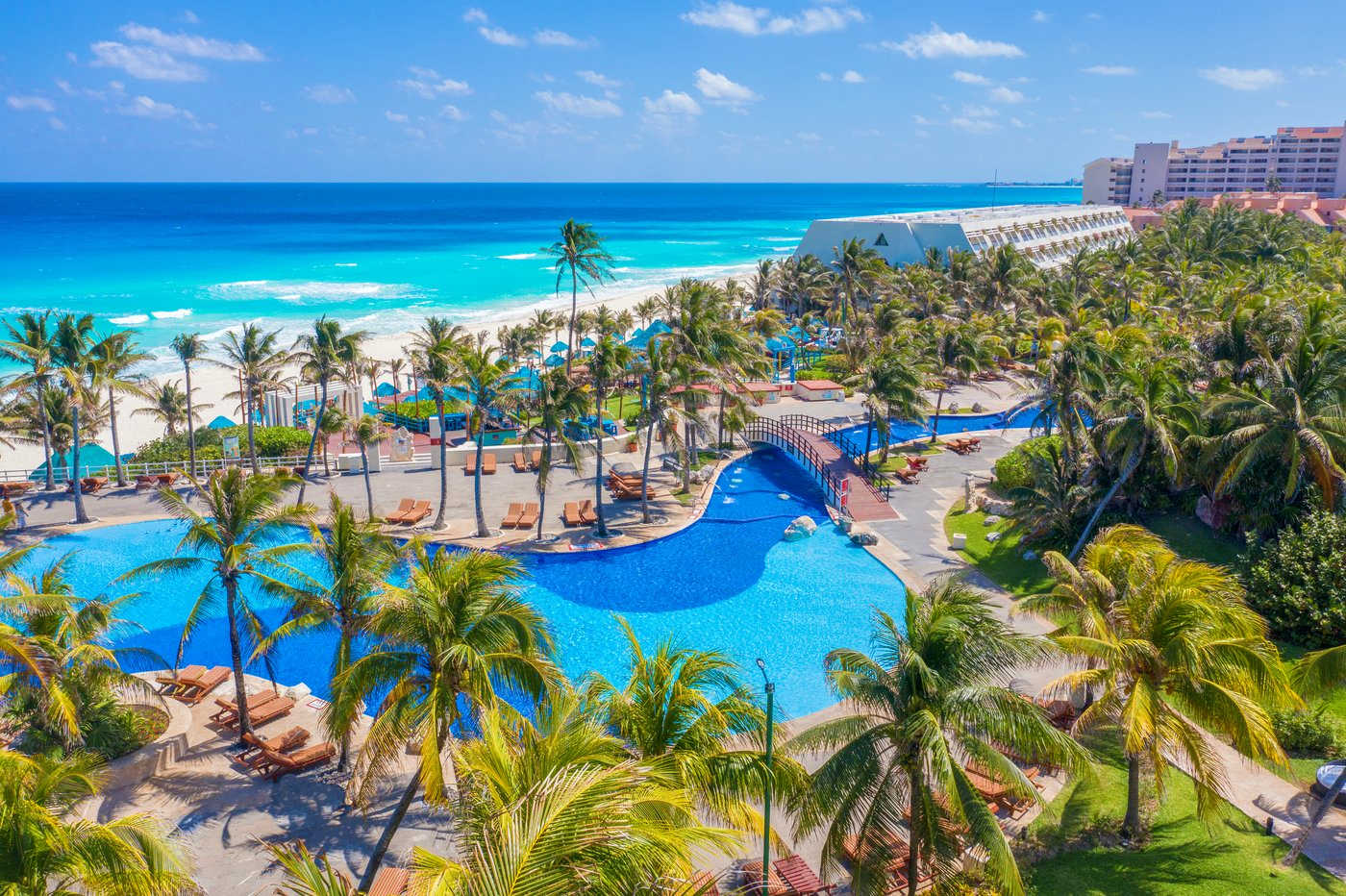 Hôtel The Pyramid Cancun by Oasis 5*