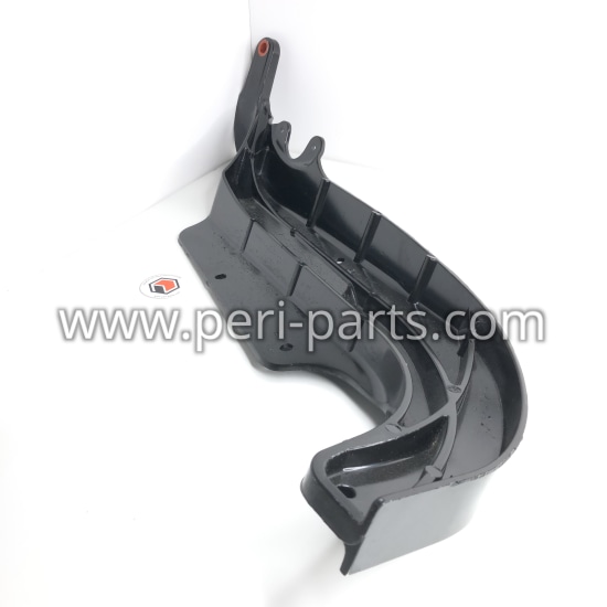 17-15346-003 Freightliner BRACKET-PIVOT HOOD RH