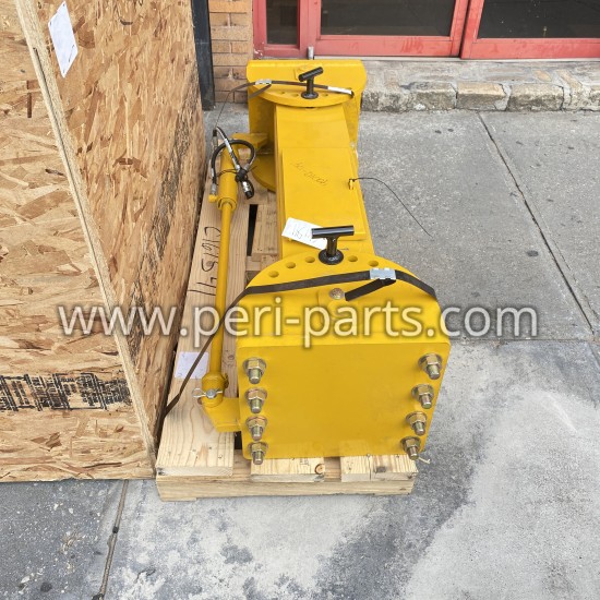 GOMACO 900112-129 PIVOTING FRONT TRACK MOUNT ASSEMBLY – NEW GENERATION MAIN FRAME COMPONENT