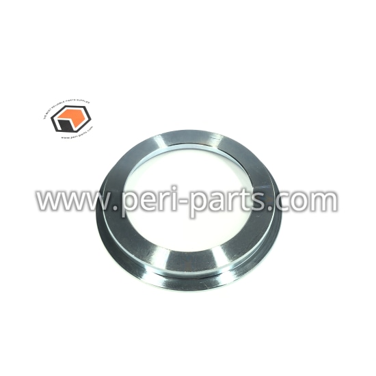 T283314 John Deere Spacer