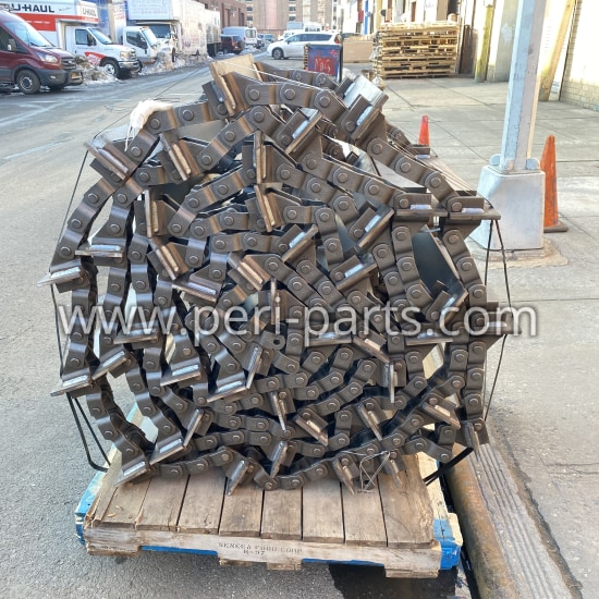 Weiler 40115 Conveyor Chain W/A - 36" Wide Slat Chain for Asphalt Transfer Vehicle