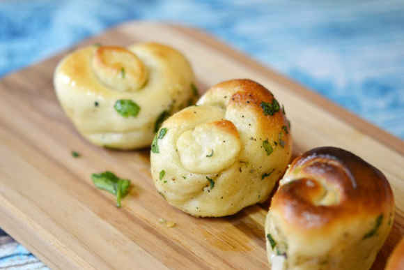 Garlic Knots Garlic Knots