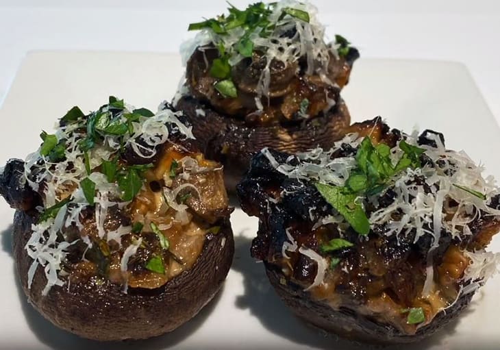 Garlic and Walnut Stuffed Mushrooms Recipe