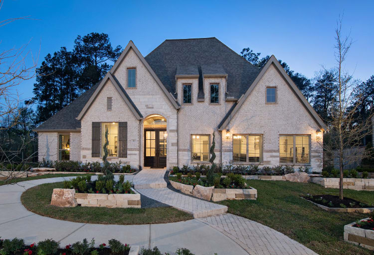 Breathtaking Front of House Décor Ideas