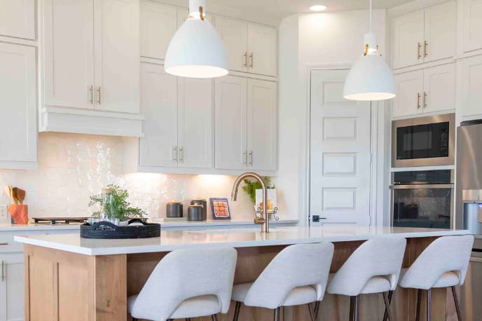 Spring into a Cleaner Kitchen: Smart Hacks for a Sparkling Space