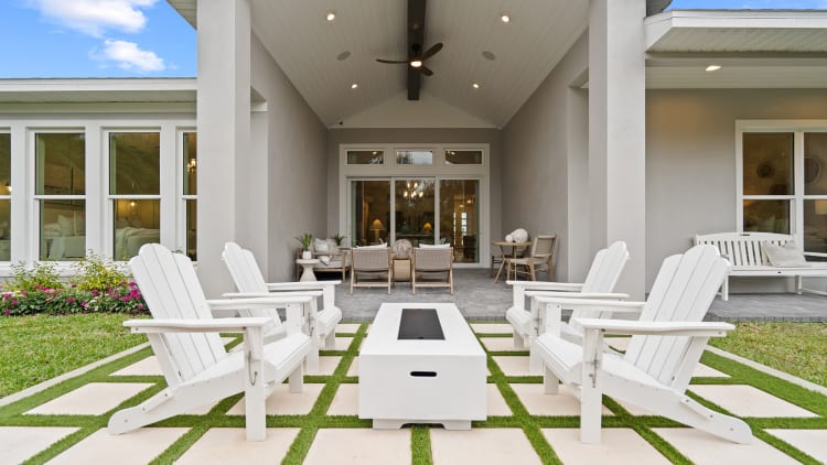 A Closer Look at Turnleaf: Community Overview and Key Details