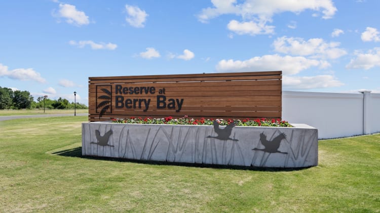 Reserve at Berry Bay in Wimauma, FL: Community Guide and Local Highlights