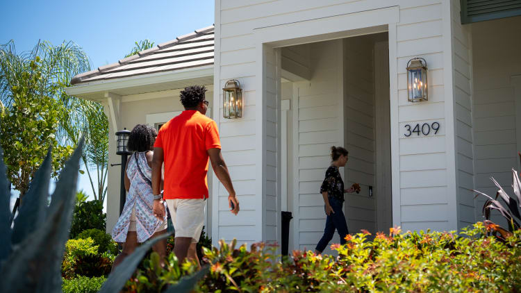 Perry Homes Celebrates Grand Opening of Star Farms at  Lakewood Ranch, Marking Latest Expansion in Florida