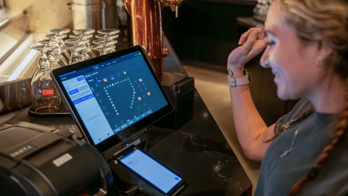 Delivering Exceptional Client Support: How SkyTab Empowers Merchants with Unmatched Service