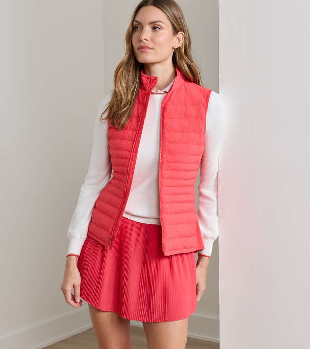 Fuse Seersucker Hybrid Vest in CALABRIAN RED