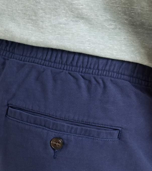 Crown Weekend Short in Navy