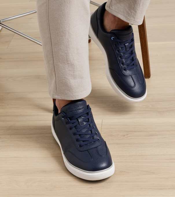 Drift Leather Hybrid Course Shoe in Navy