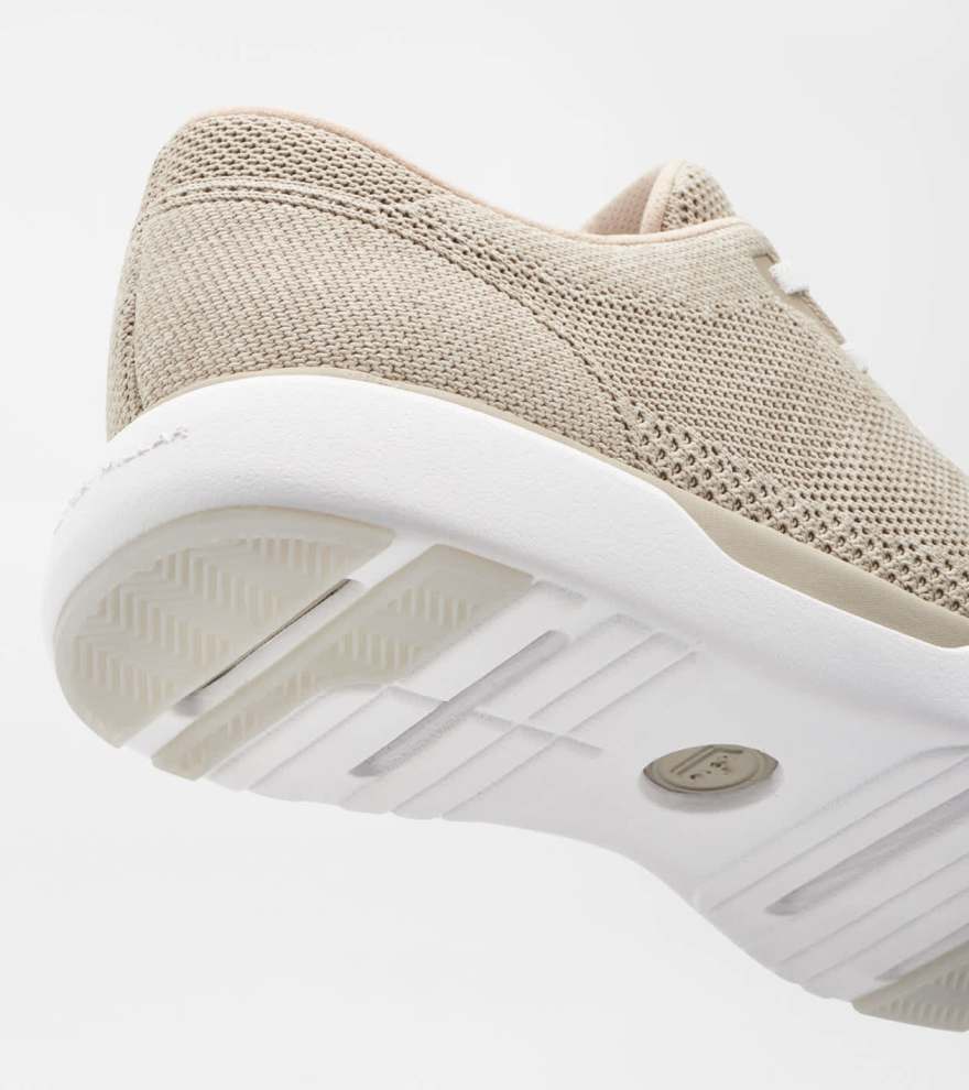 Glide V3 Sneaker - Alternate Image 6